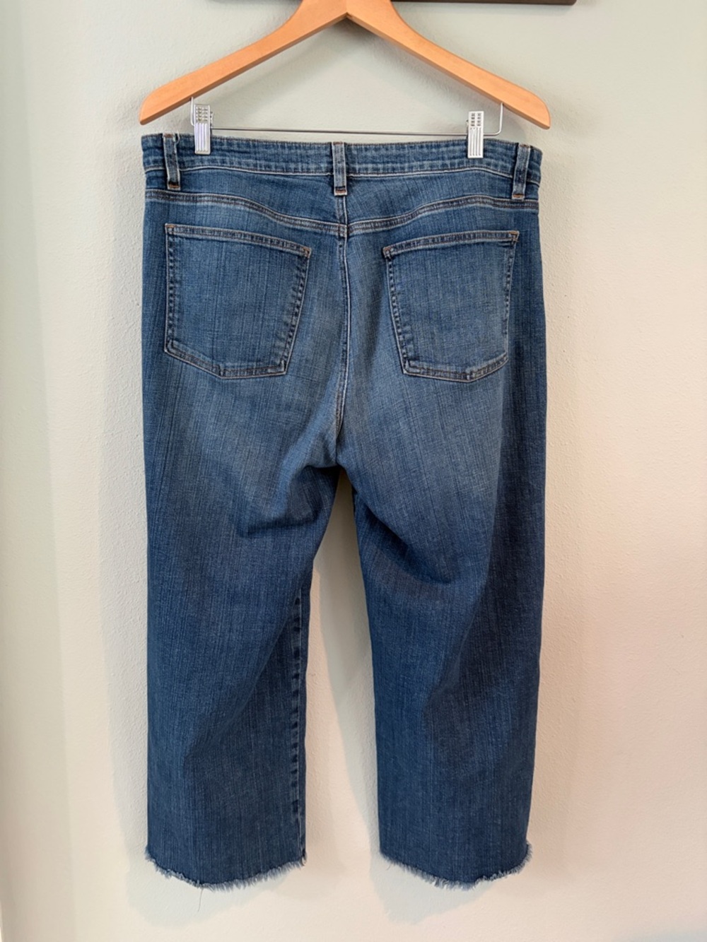 Eileen Fisher Dark Blue Denim Jeans with Contrast Stitching - Picture 6 of 7